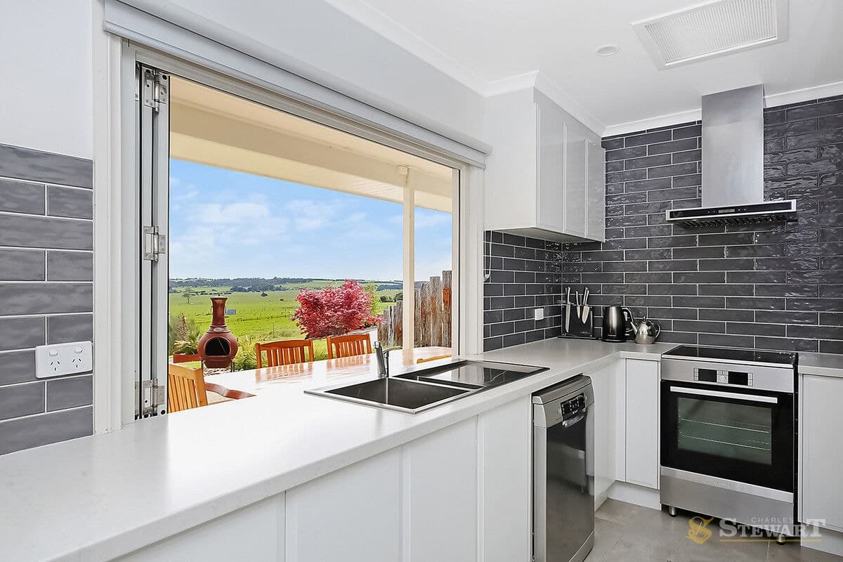 283 Forest Street, Elliminyt, VIC, Elliminyt - Thumbnail 4