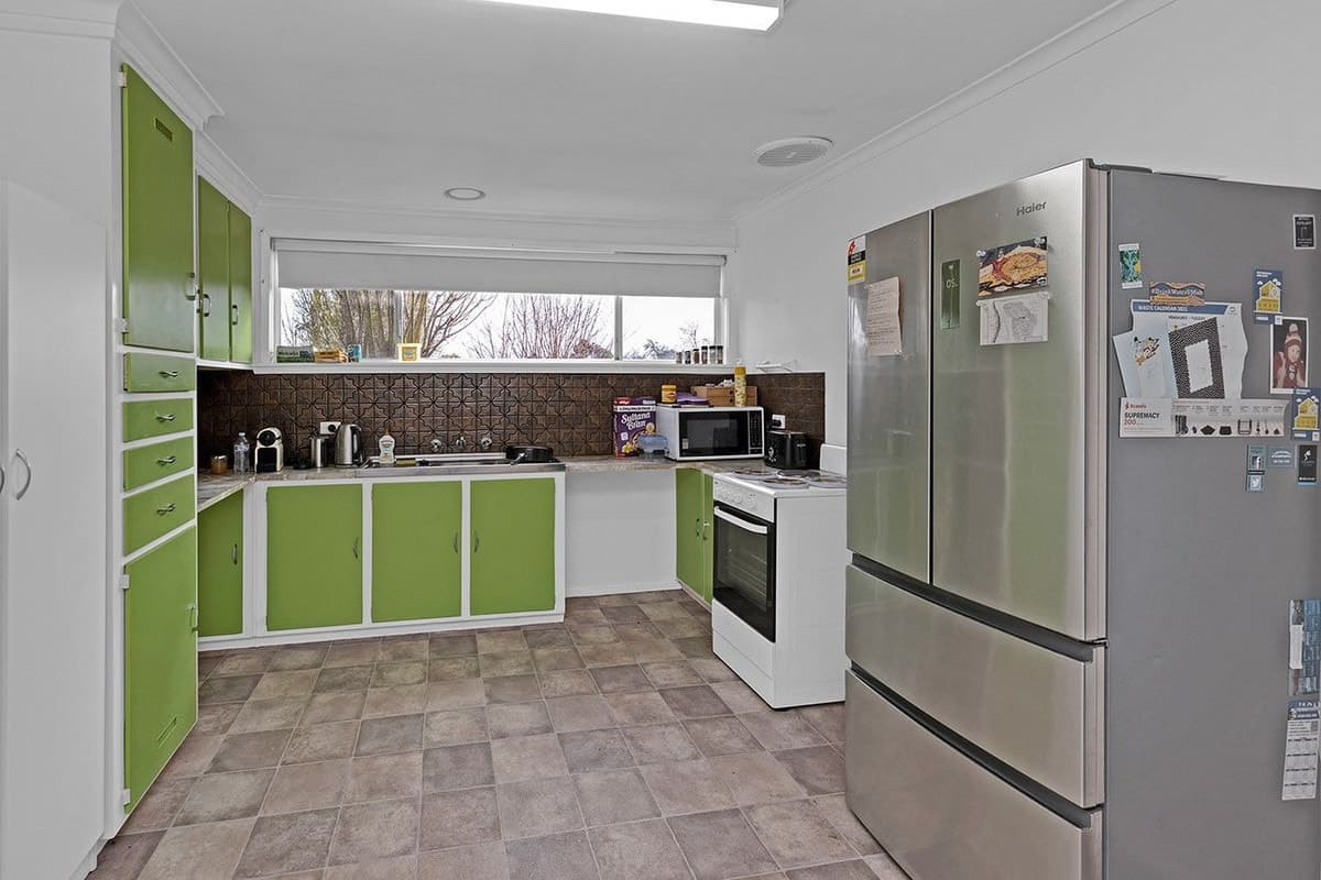 9 French Street, Penshurst, VIC, Penshurst - Thumbnail 3