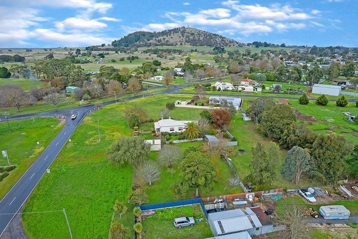 1-7 Penshurst - Dunkeld Road, Penshurst, VIC, Penshurst - Thumbnail 2