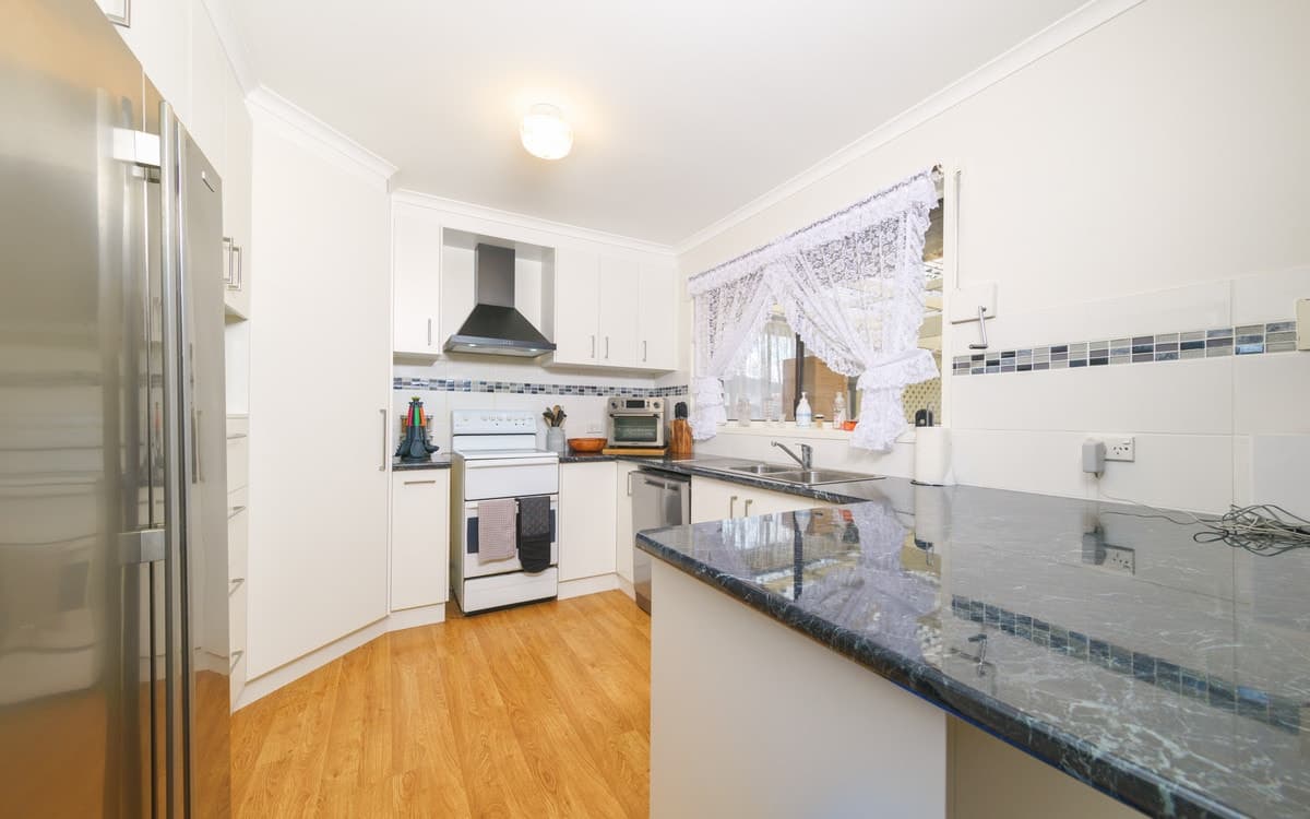 21 Ower Street, Camperdown, VIC, Camperdown - Thumbnail 2