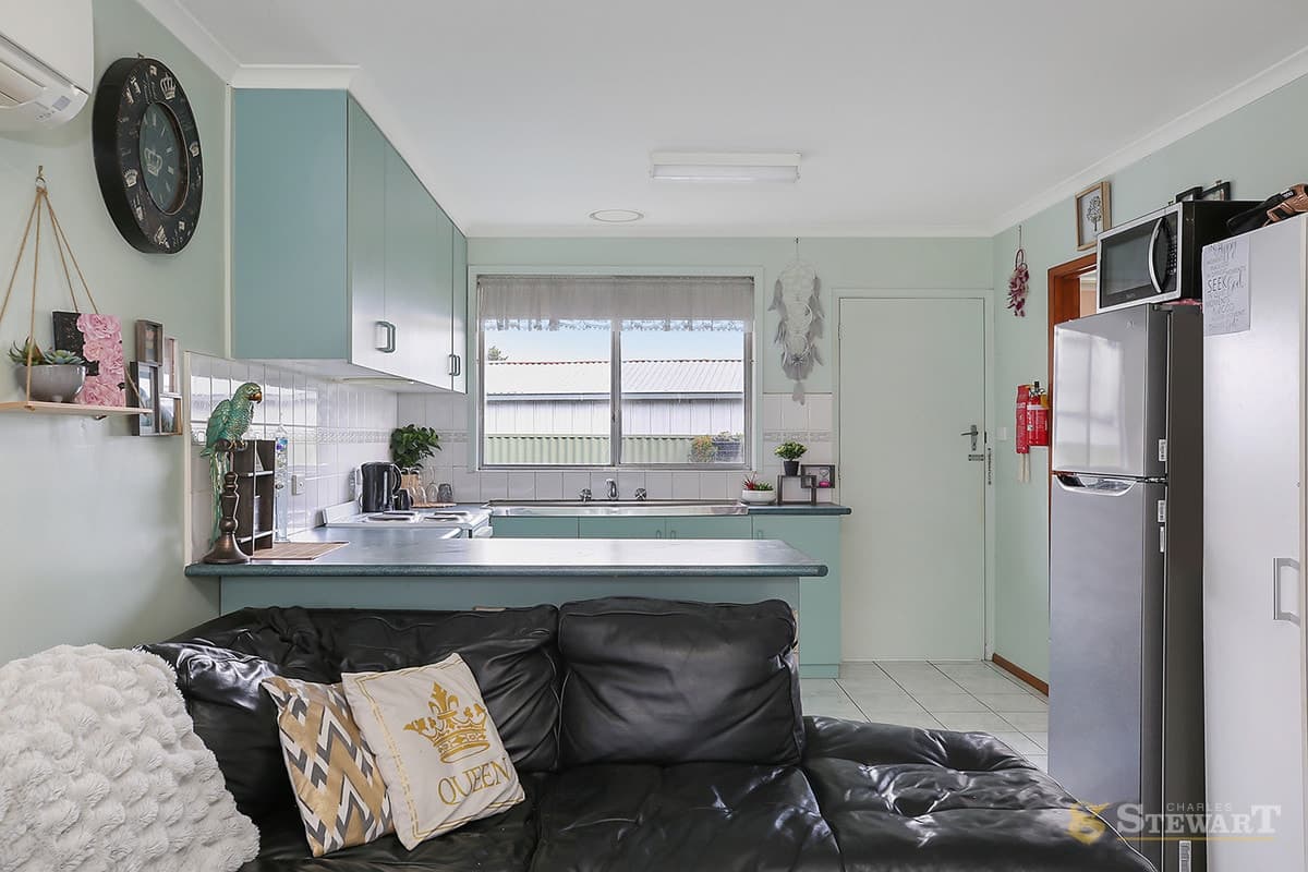 2/22 Polwarth Street, Colac, VIC, Colac - Thumbnail 2