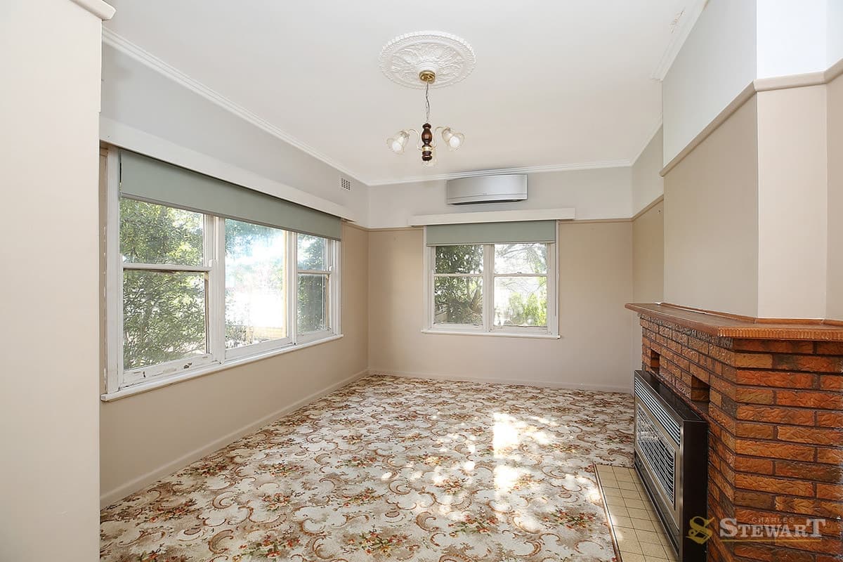 70 Armstrong Street, Colac, VIC, Colac - Thumbnail 4