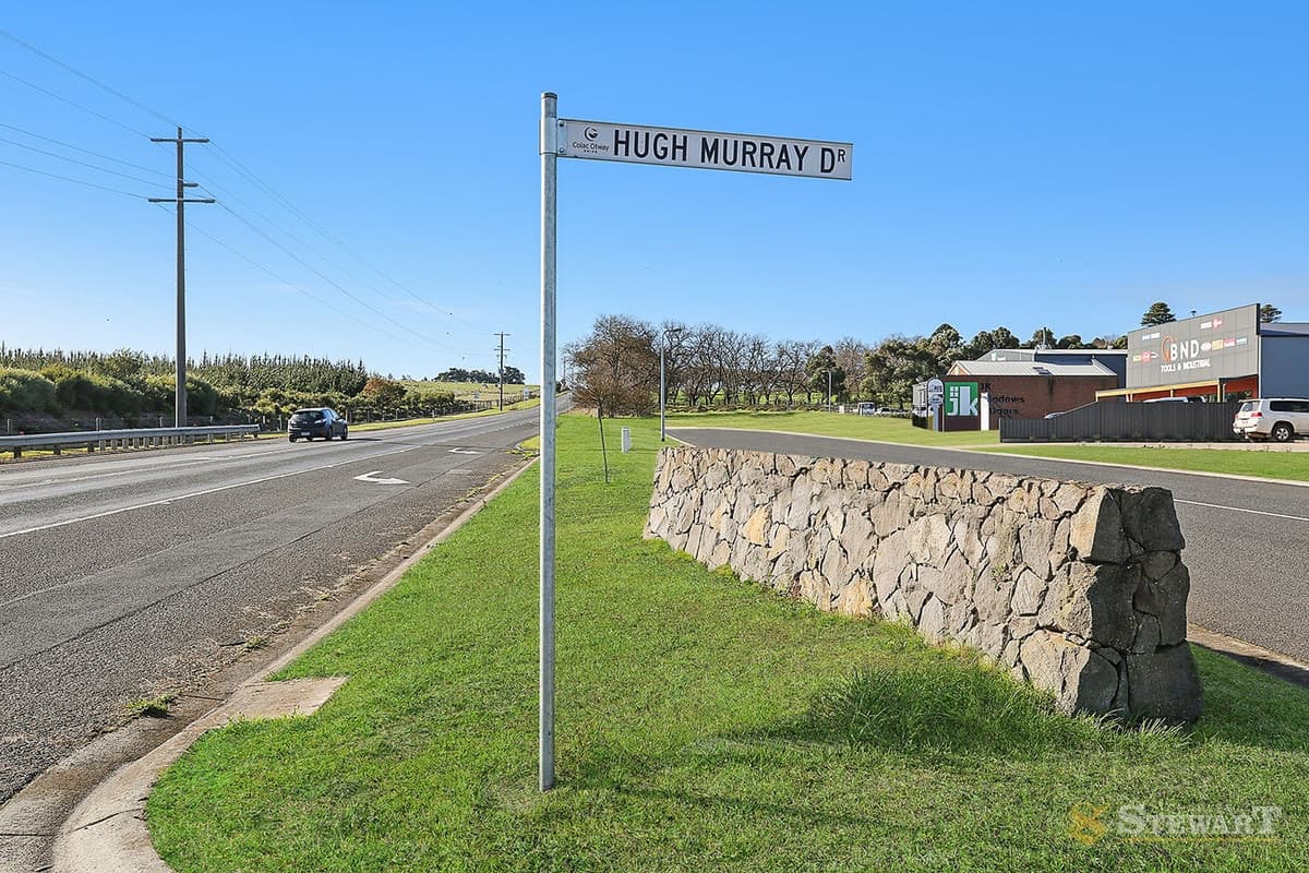 74 Hugh Murray Drive, Colac, VIC, Colac - Thumbnail 2