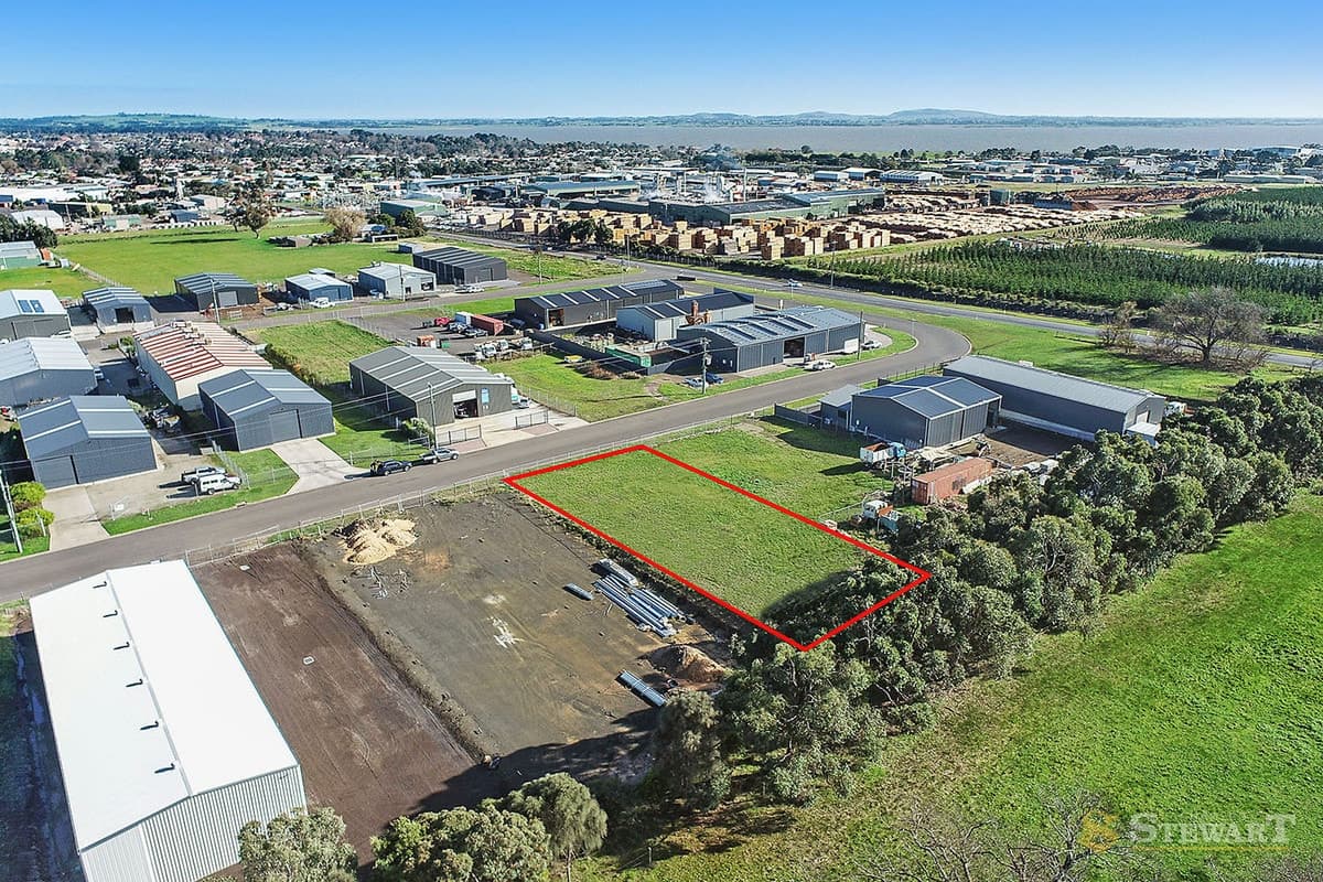 74 Hugh Murray Drive, Colac, VIC, Colac - Thumbnail 4
