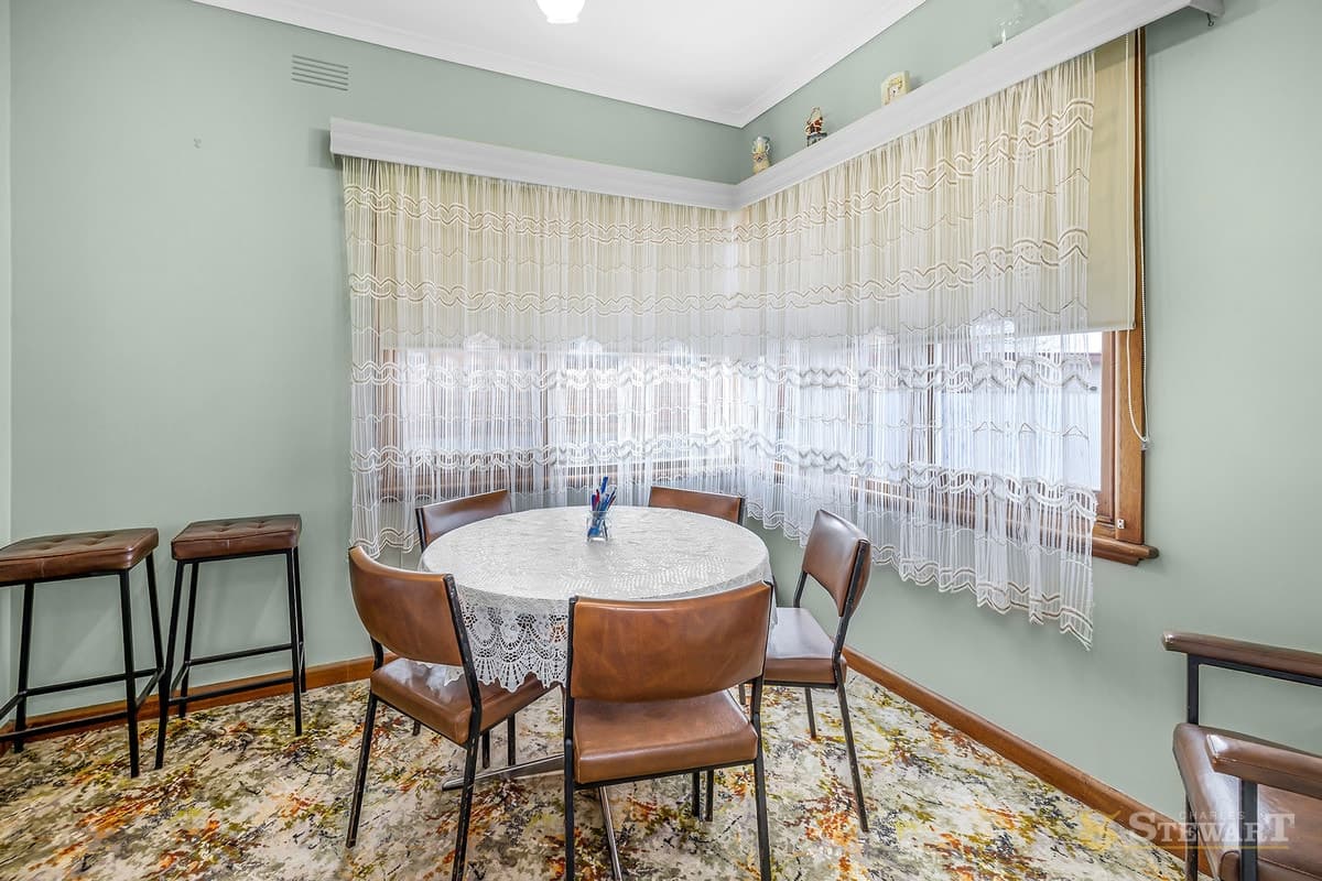 80 Walker Street, Cobden, VIC, Cobden - Thumbnail 4