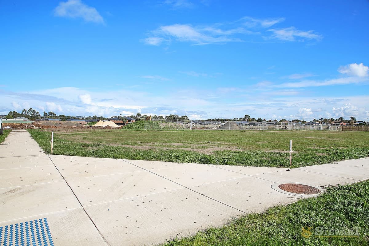 230 Hearn Street, Colac, VIC, Colac - Thumbnail 2