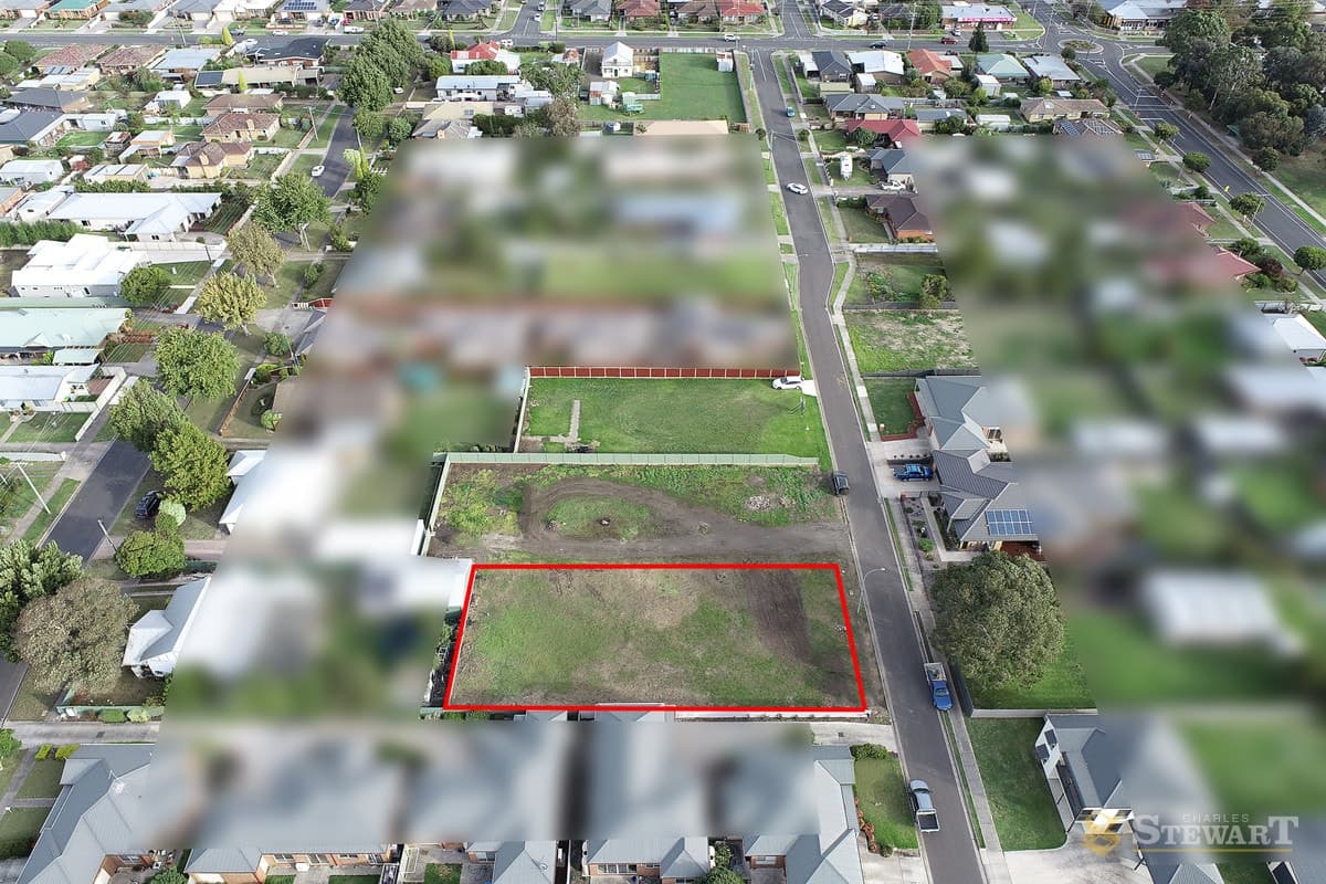 18 Borwick Street, Colac, VIC, Colac - Thumbnail 2