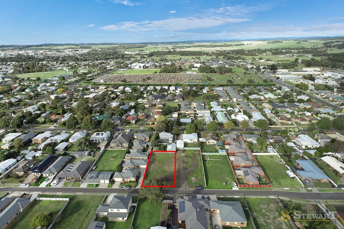 18 Borwick Street, Colac, VIC, Colac - Thumbnail 3