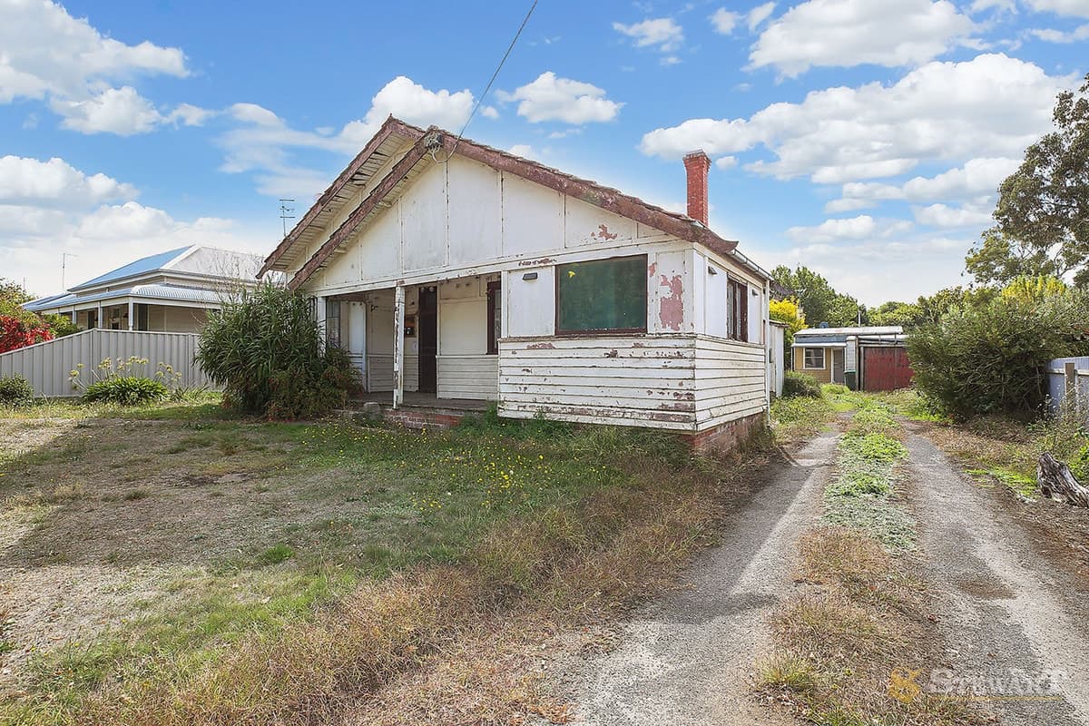 55 Calvert Street, Colac, VIC, Colac - Thumbnail 2