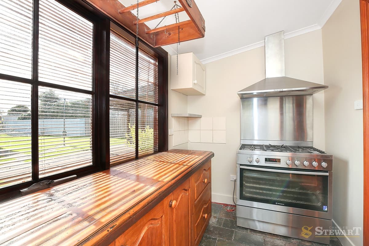 13 Farrington Street, Colac, VIC, Colac - Thumbnail 6