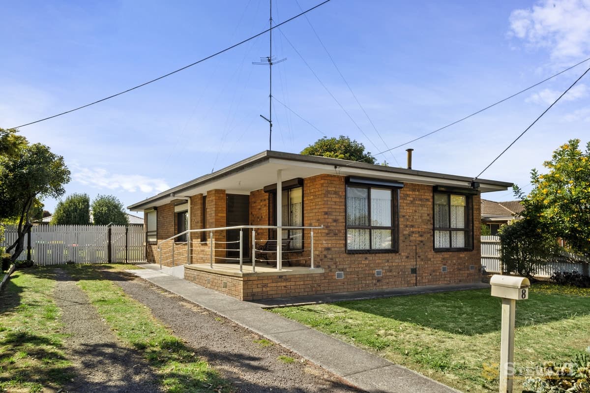 8 Dowling Street, Colac, VIC, Colac - Image 1