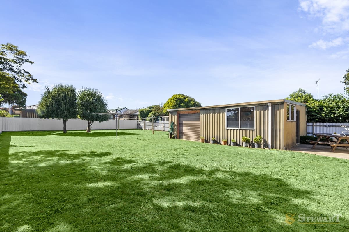 8 Dowling Street, Colac, VIC, Colac - Thumbnail 6