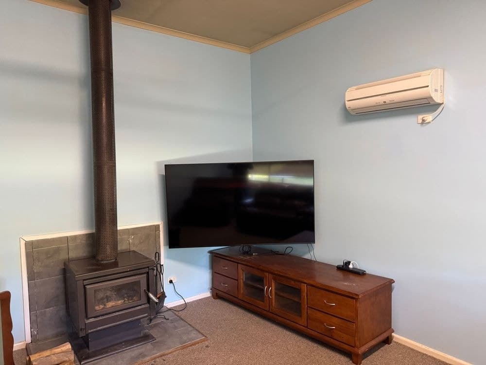 105 Commercial Street, KANIVA, VIC 3419, Kaniva - Thumbnail 2