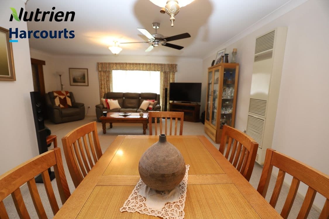 8 Cutler Avenue, COOTAMUNDRA, NSW 2590, Cootamundra - Thumbnail 7