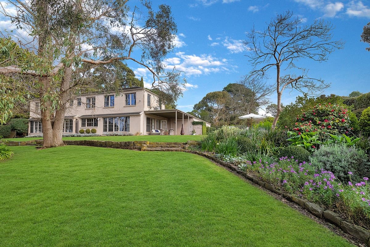 64 Hensley Park Road, Hamilton, VIC, Hamilton - Thumbnail 3