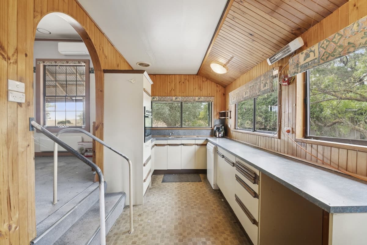 175 Pierces Road, Weering, VIC, Weering - Thumbnail 5