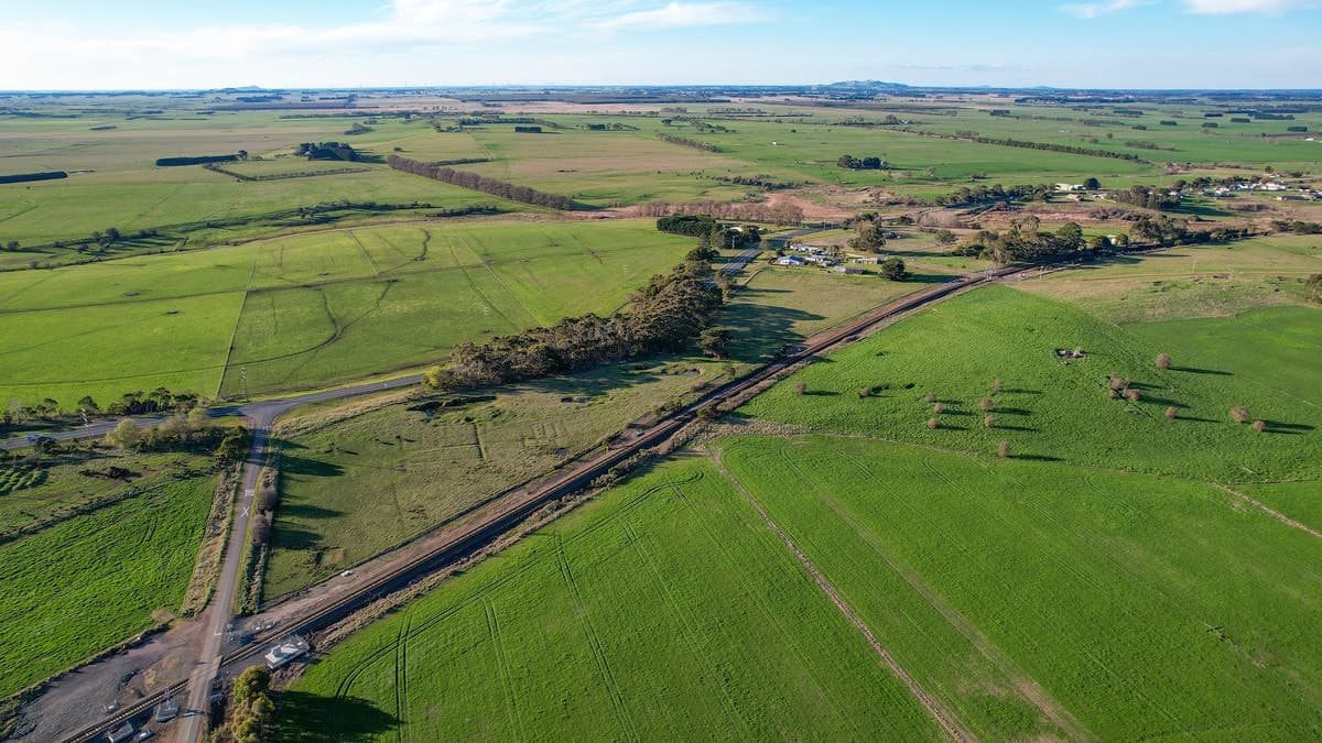 Princes Highway, Garvoc, VIC, Garvoc - Thumbnail 4