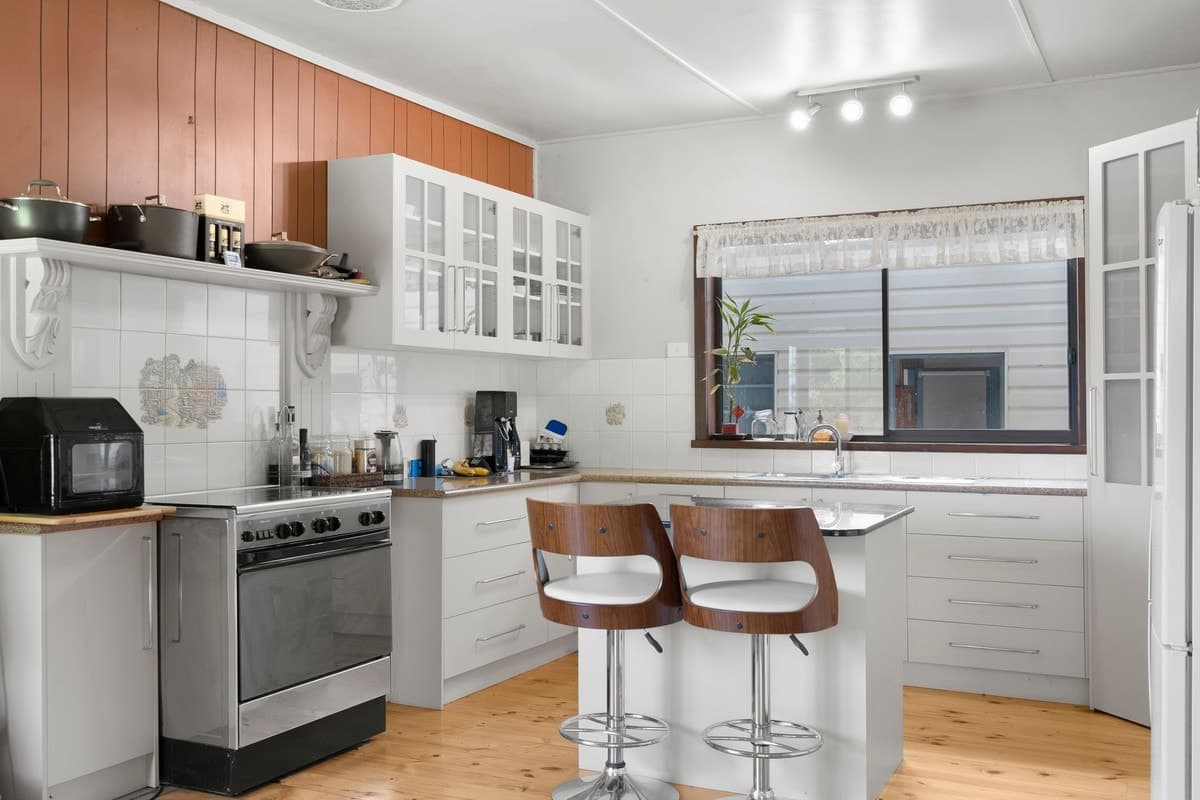 1075 Cobden - Stonyford Road, South Purrumbete, VIC, South Purrumbete - Thumbnail 7