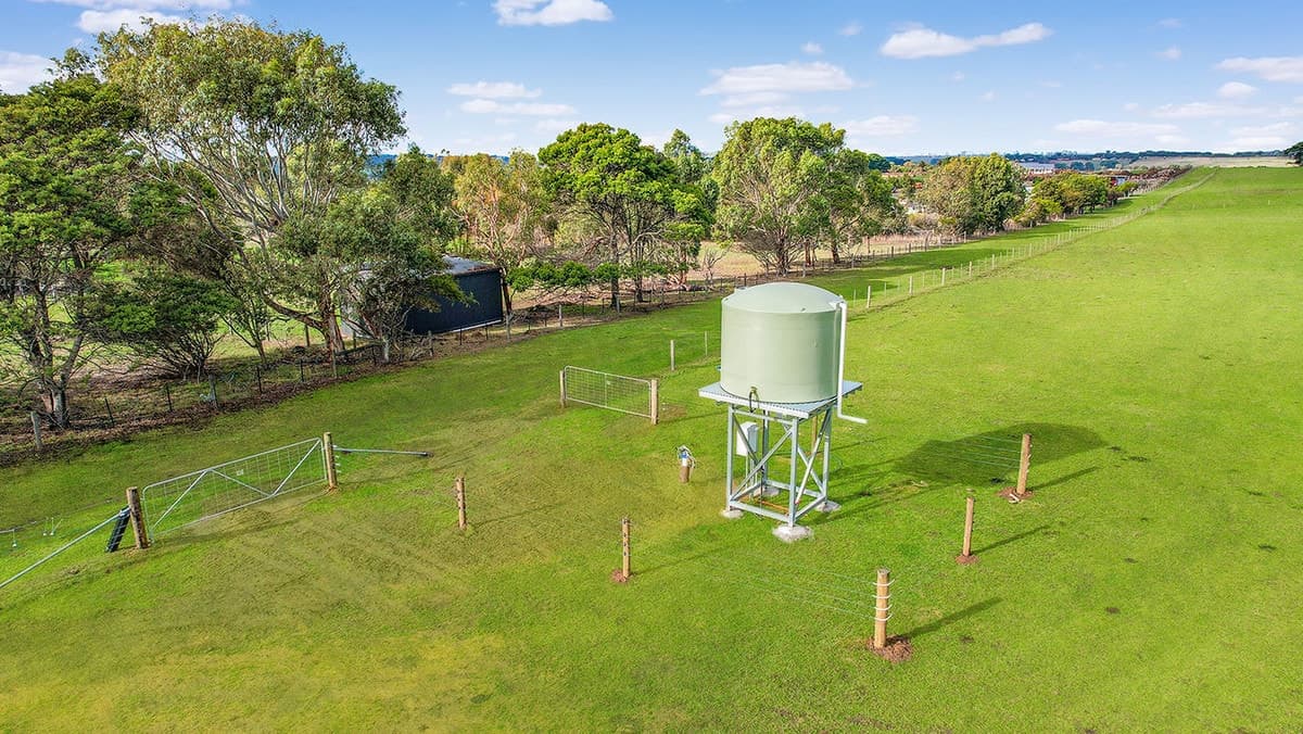 40 Crothers Lane, Grassmere, VIC, Grassmere - Thumbnail 2