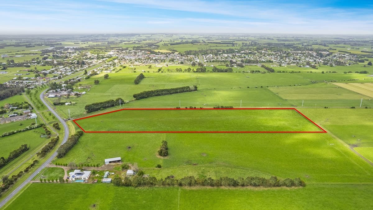 15 Terang Mortlake Road, Terang, VIC, Terang - Thumbnail 2