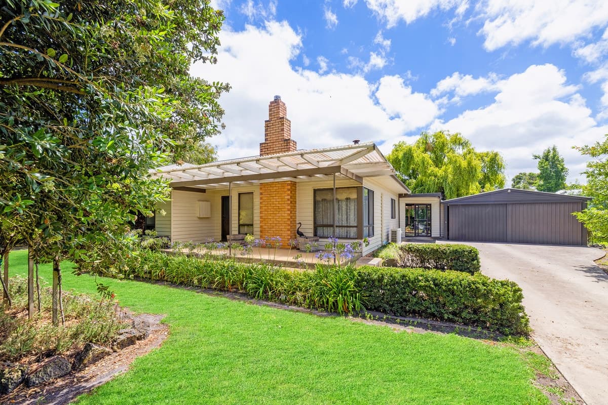 4762 Woolsthorpe-Heywood Road, Bessiebelle, VIC, Bessiebelle - Thumbnail 3