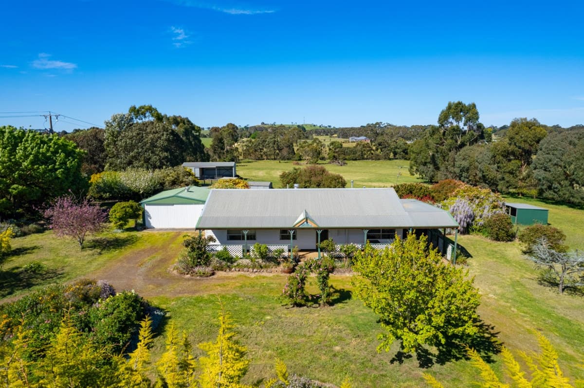 100 Kurtzes Road, Hamilton, VIC, Hamilton - Thumbnail 4