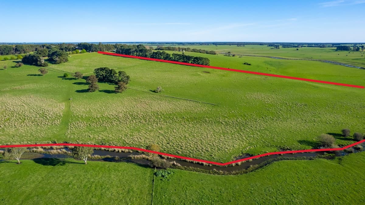 Corner Burleighs Road & Hamilton-Port Fairy Road, Macarthur, VIC, Macarthur - Thumbnail 2
