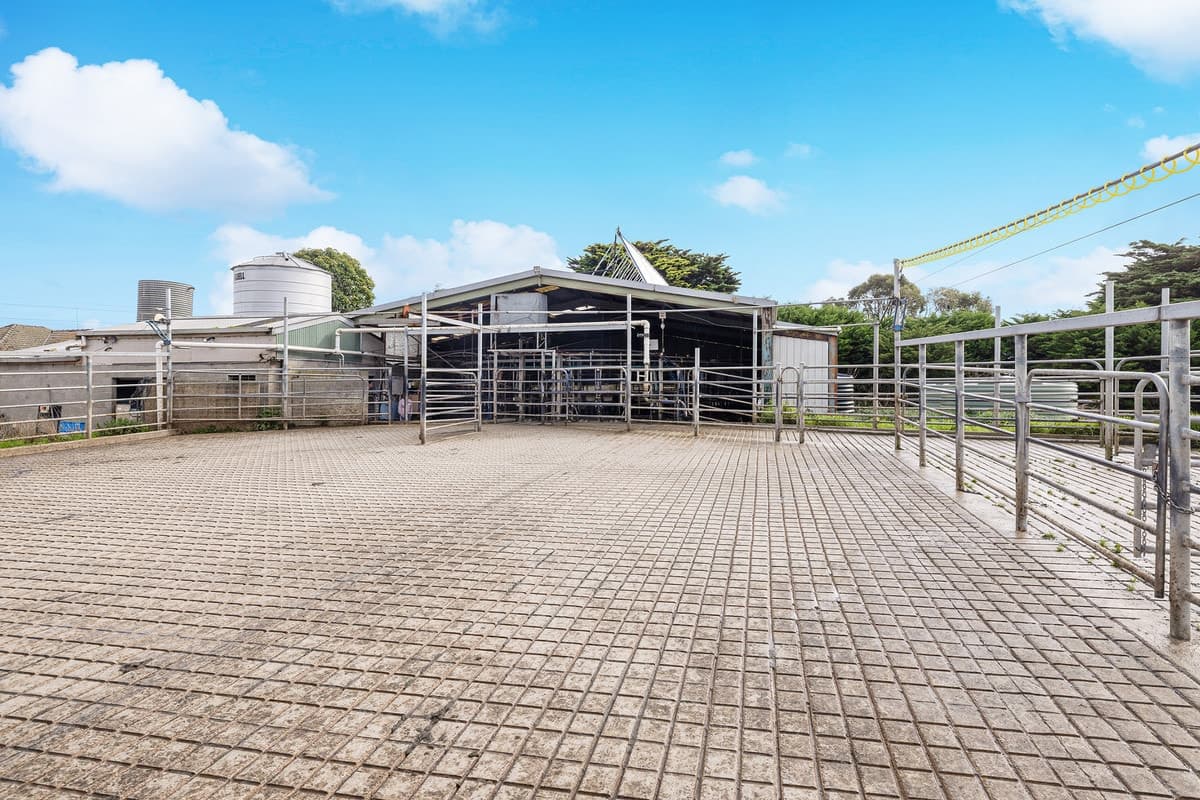 149 Chisletts Road, Cudgee, VIC, Cudgee - Thumbnail 5