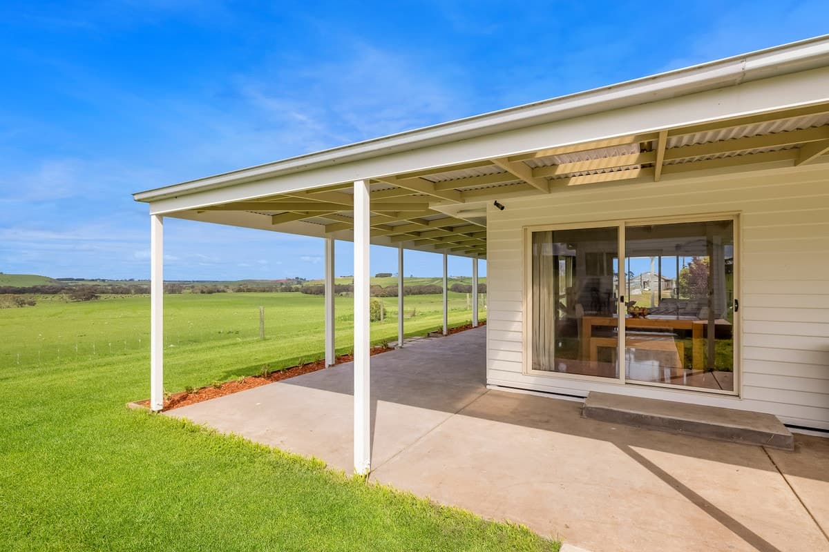 63 Kellys Road, Panmure, VIC, Panmure - Thumbnail 5