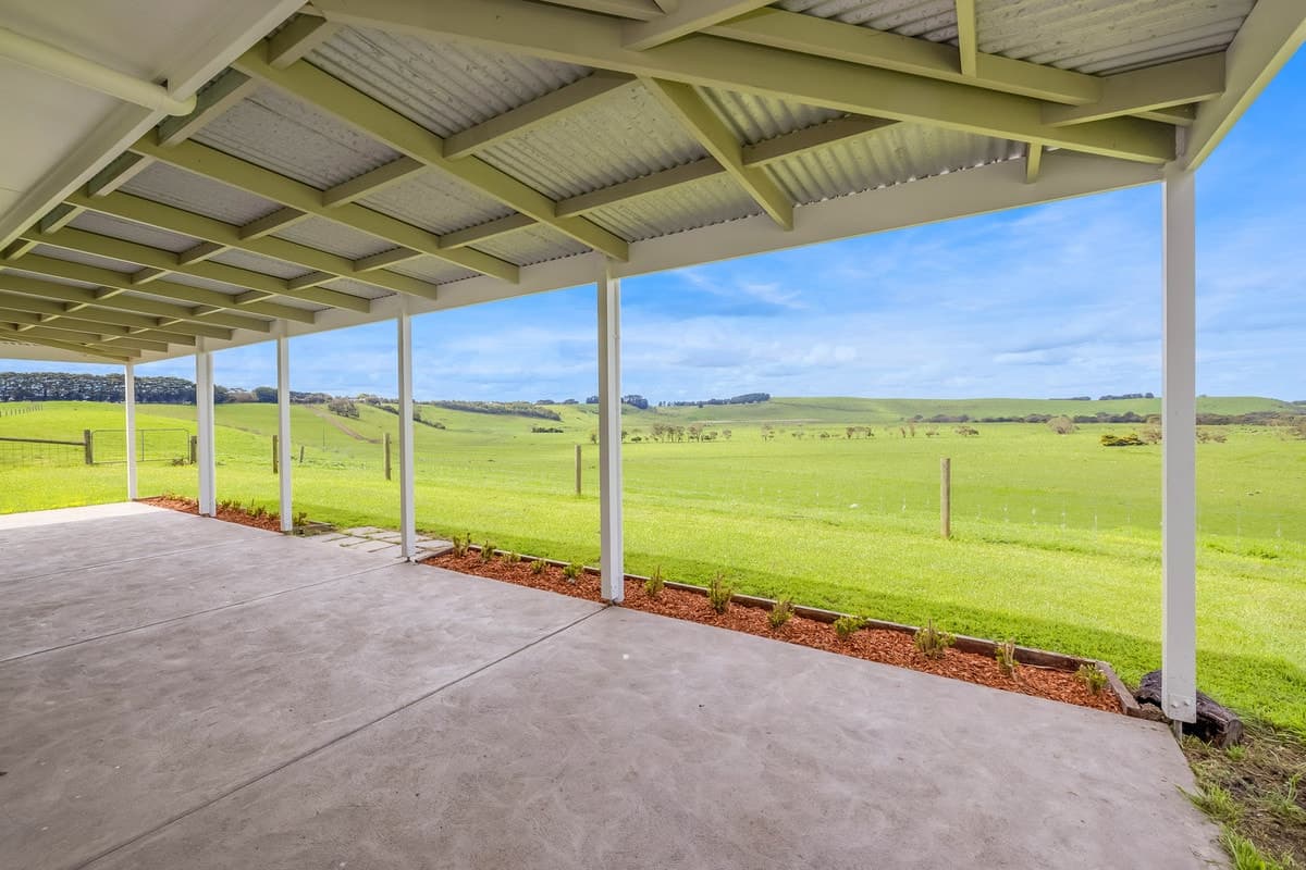 63 Kellys Road, Panmure, VIC, Panmure - Thumbnail 6