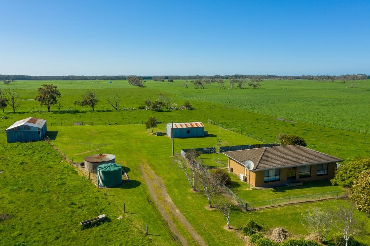 394 Membreys Road, Naringal, VIC, Naringal - Thumbnail 3