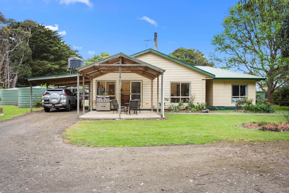 320 Glengleeson West Road, Macarthur, VIC, Macarthur - Thumbnail 4