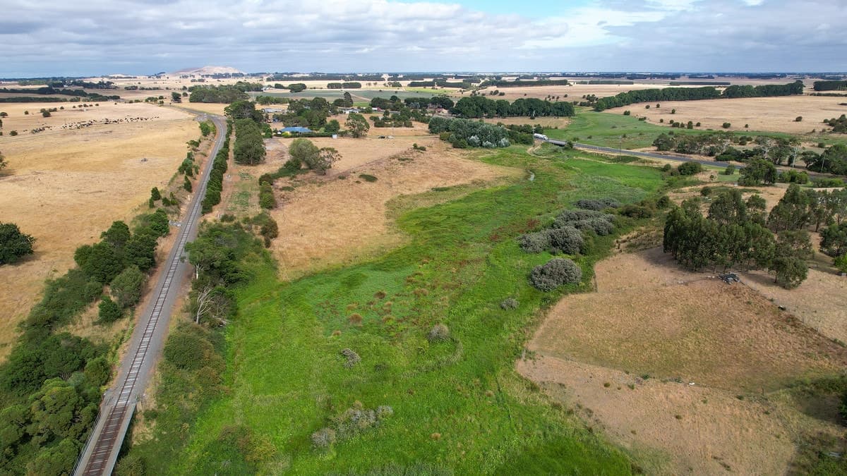 21 Blains Road, Garvoc, VIC, Garvoc - Thumbnail 3