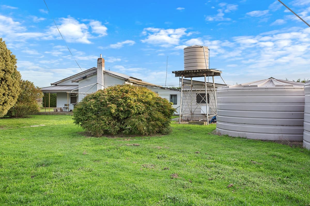 420 Cobden-South Ecklin Road, Elingamite North, VIC, Elingamite North - Thumbnail 5
