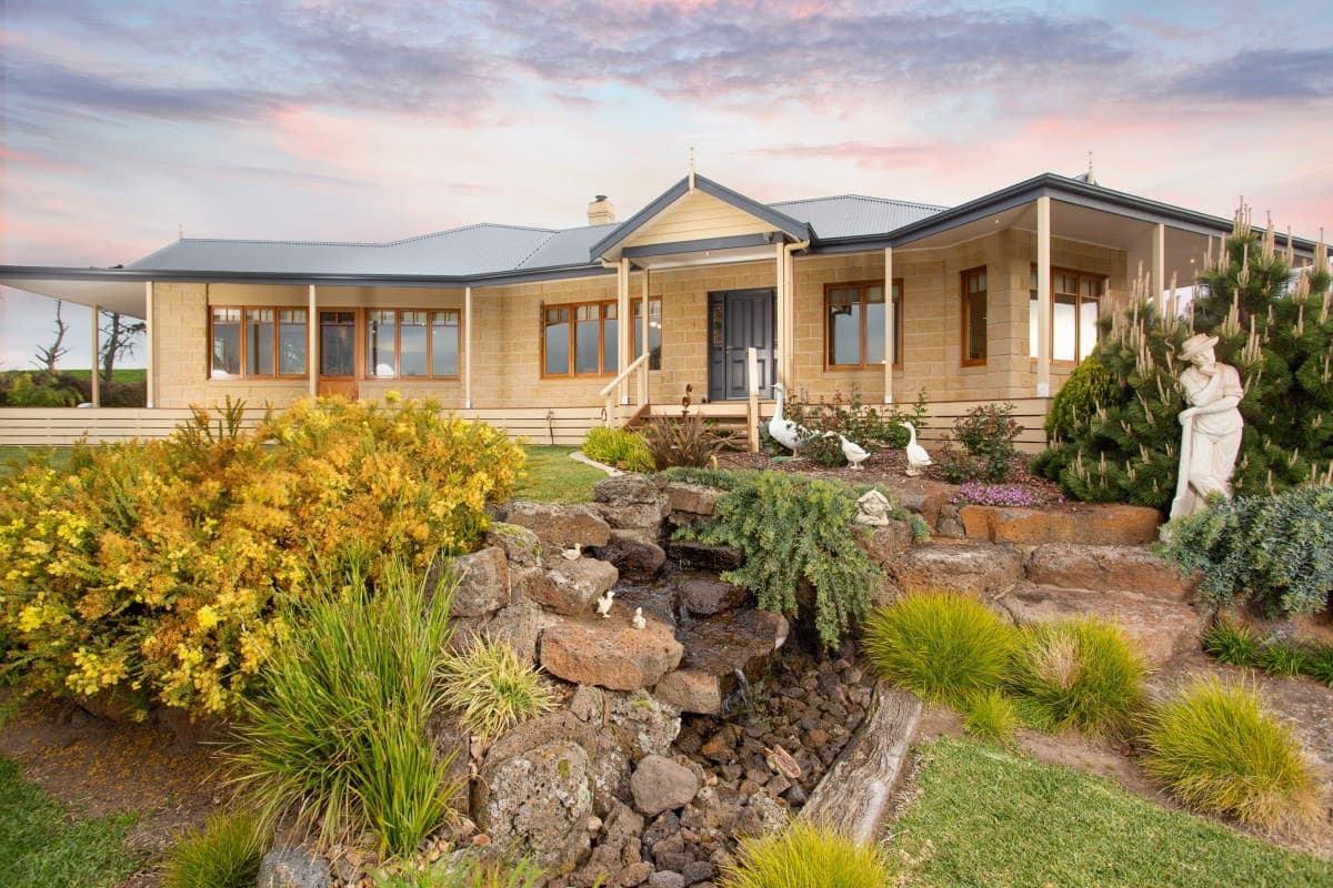 5935 Princes Highway, Colac East, VIC, Colac East - Thumbnail 2