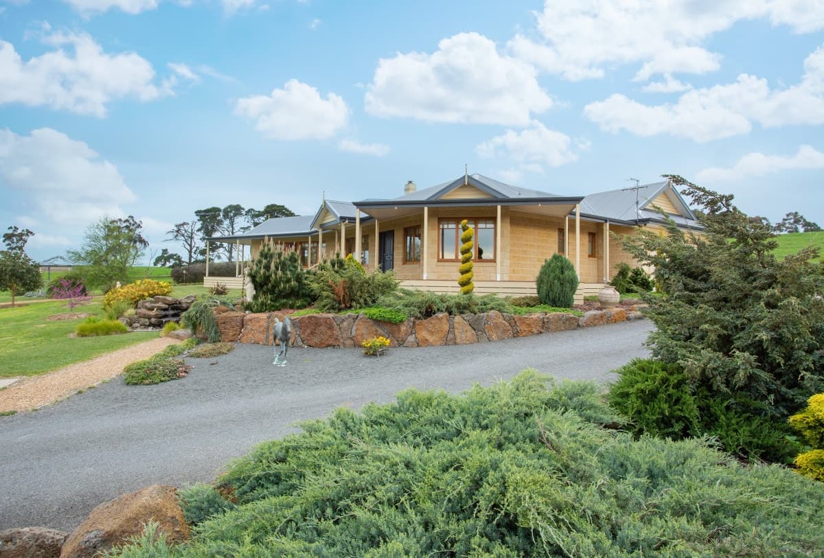5935 Princes Highway, Colac East, VIC, Colac East - Thumbnail 3