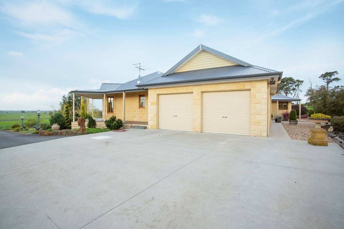 5935 Princes Highway, Colac East, VIC, Colac East - Thumbnail 4