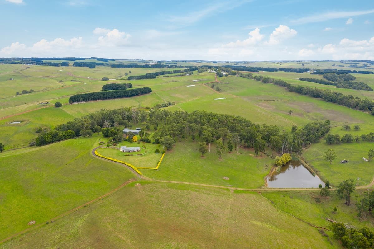 160 Centre Spur Road, Cooriemungle, VIC, Cooriemungle - Thumbnail 3