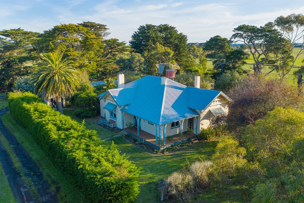 135 Bourkes Road, Corunnun, VIC, Corunnun - Thumbnail 2