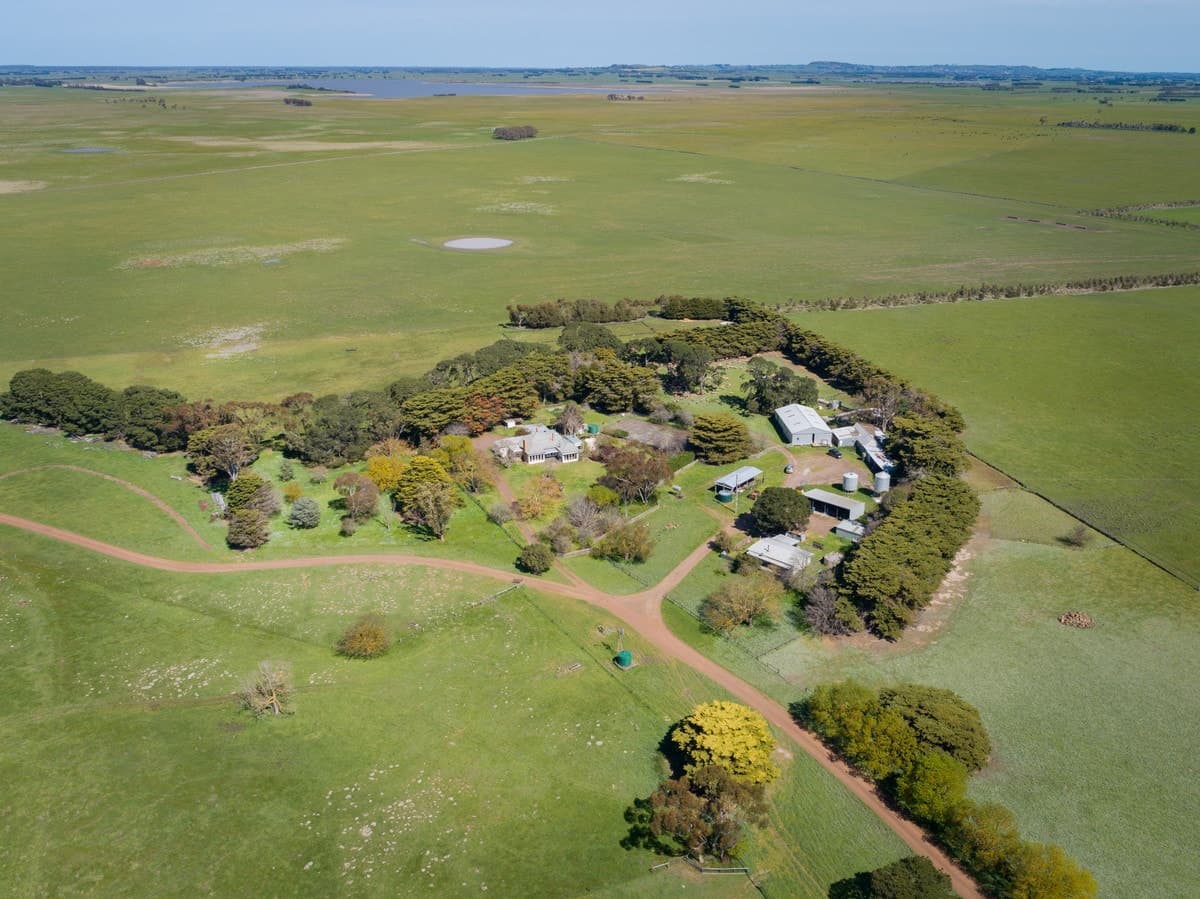 110 Leslie Manor Road, Leslie Manor, VIC, Leslie Manor - Image 1