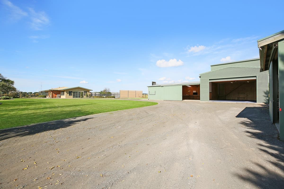 715 Colac-Forrest Road, Warncoort, VIC, Warncoort - Thumbnail 3