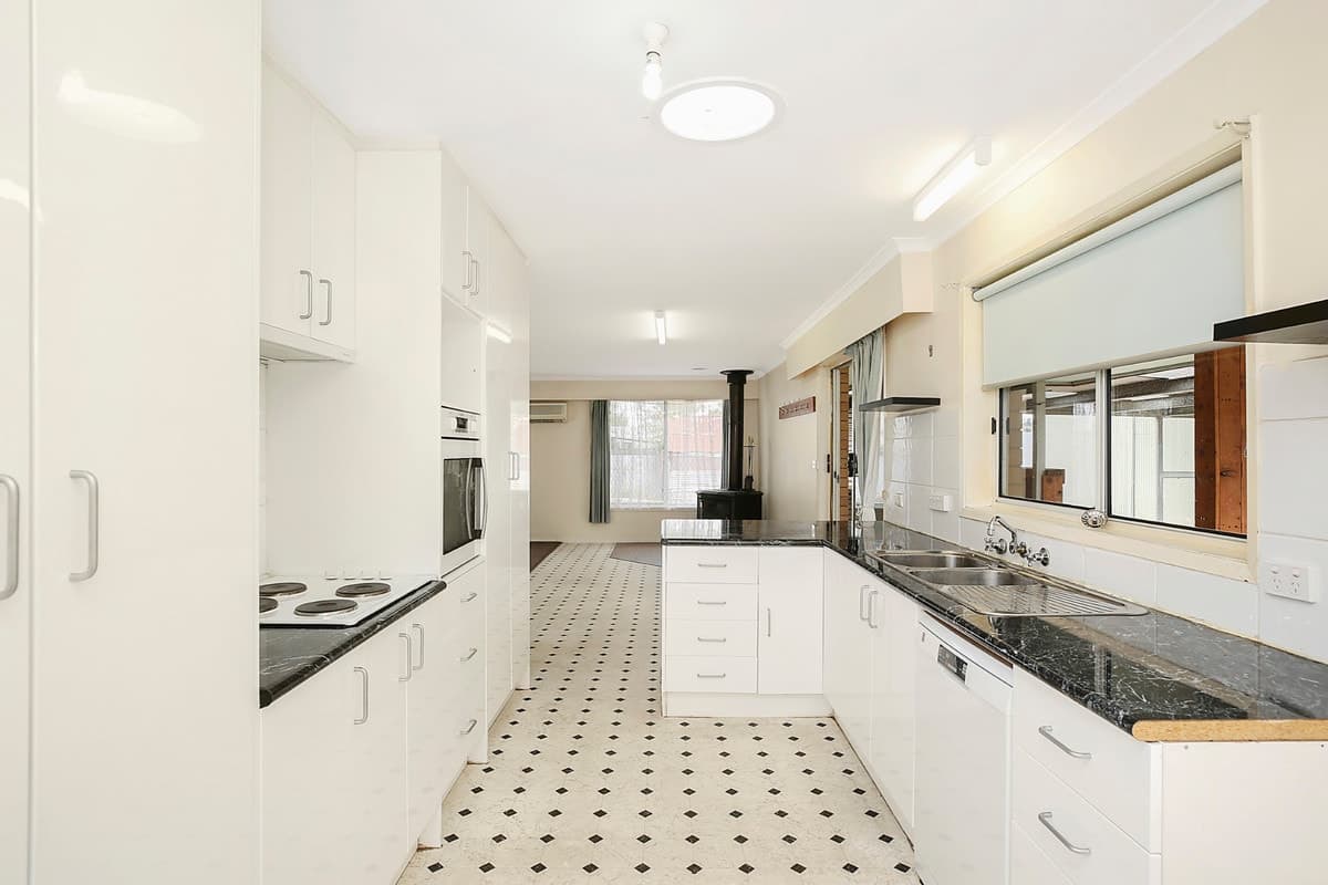405 Corangamite Lake Road, Cororooke, VIC, Cororooke - Thumbnail 4