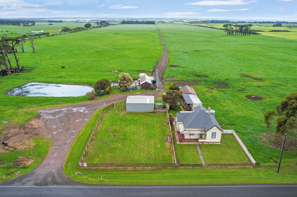2710 Great Ocean Road, Nirranda South, VIC, Nirranda South - Thumbnail 2