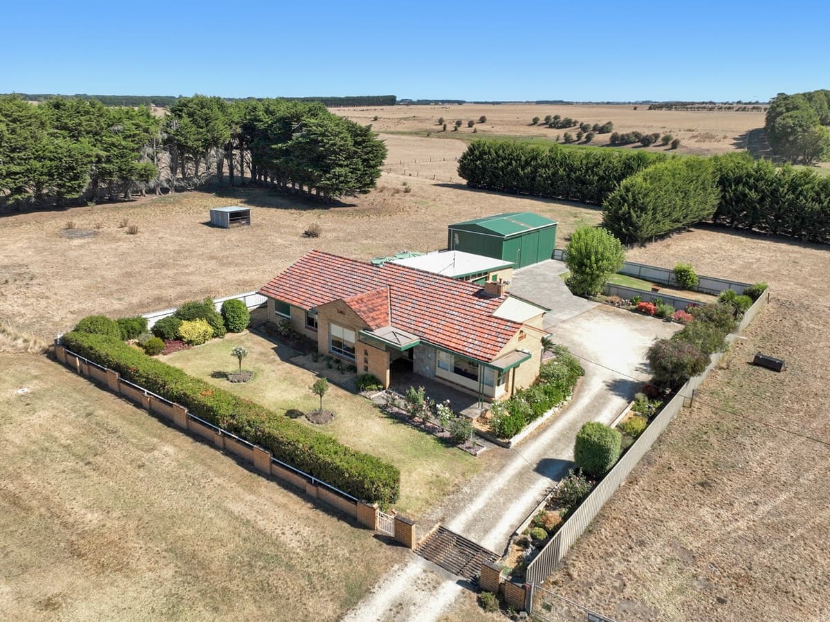 8012 Princes Highway, Garvoc, VIC, Garvoc - Thumbnail 2
