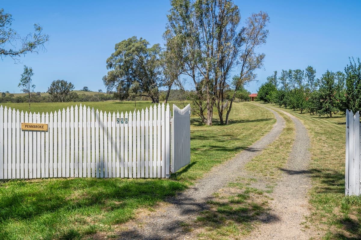 298 Metcalfe - Redesdale Road, Metcalfe, VIC, Metcalfe - Thumbnail 2