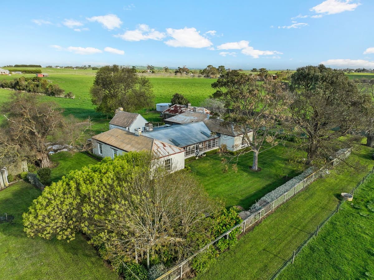 845 Nalangil Road, Corunnun, VIC, Corunnun - Image 1