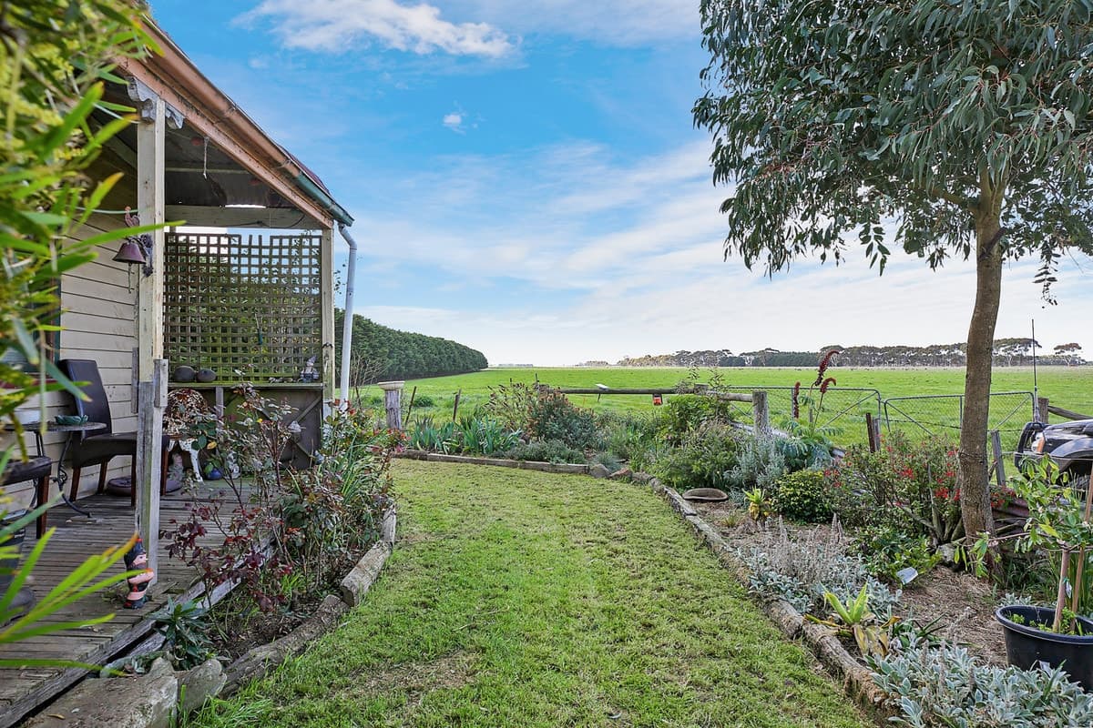 1105 Warrowie Road, Irrewarra, VIC, Irrewarra - Thumbnail 5