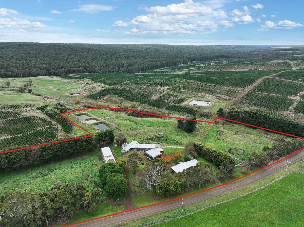 491 Crescent Road, Simpson, VIC, Simpson - Thumbnail 2