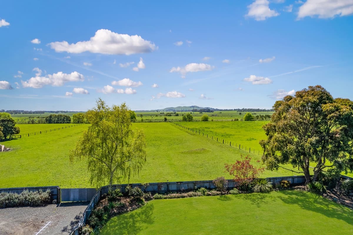 120 Black Street, Terang, VIC, Terang - Thumbnail 4