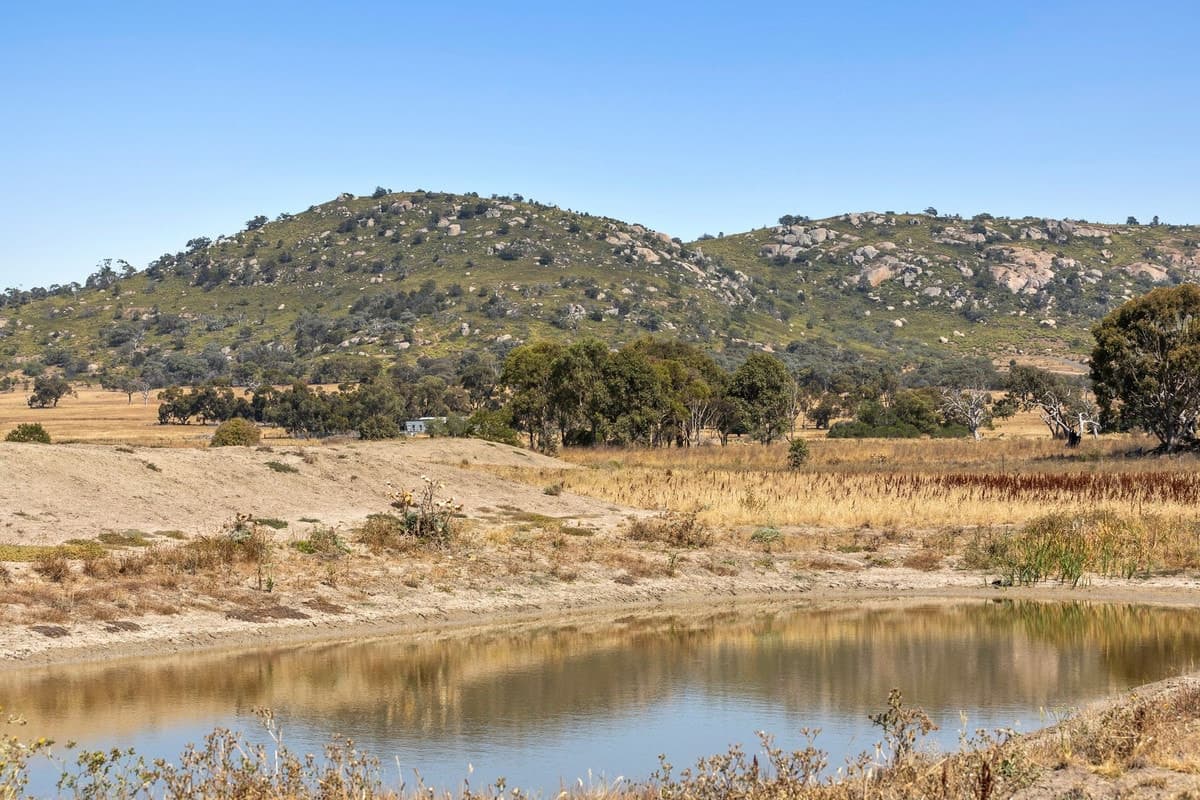 65 Gifkins Road,, Little River, VIC, Little River - Thumbnail 3
